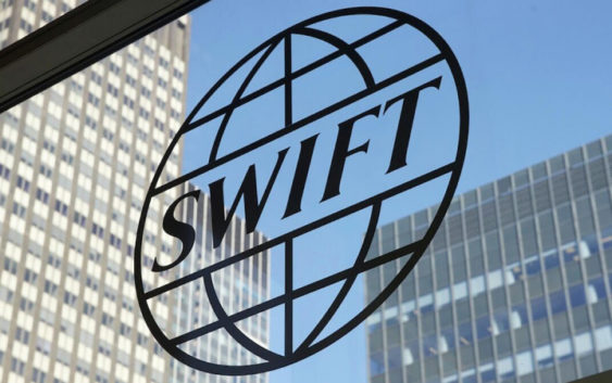 Больше 200 банков в России до сих пор подключены к SWIFT