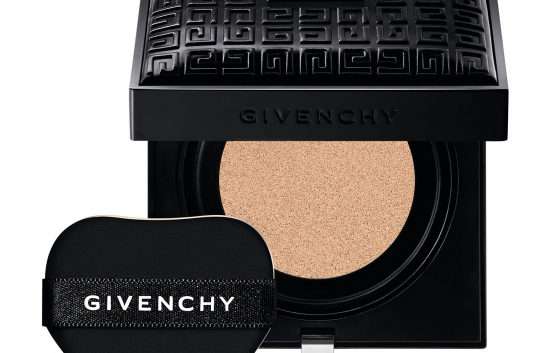 Givenchy Prisme Libre Skin-Caring Glow Cushion SPF 45/Pa+++ Ухаживающий тональный кушон для лица | 1-N95