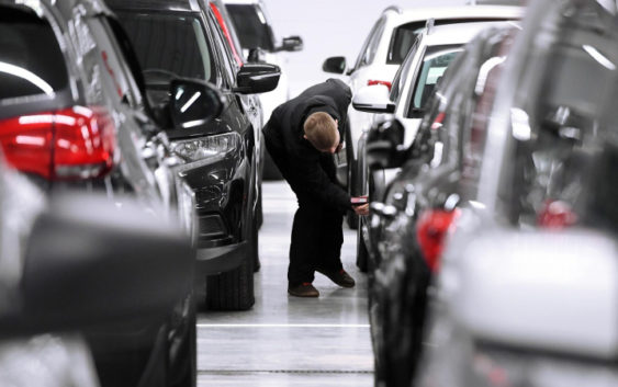 Продажи новых легковых автомобилей в России выросли