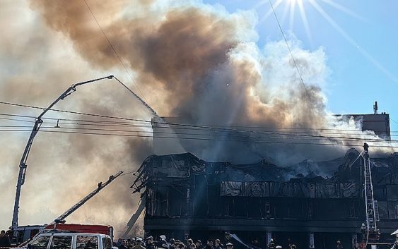 После пожара в Хабаровском театре арестован директор организации, делавшей ремонт