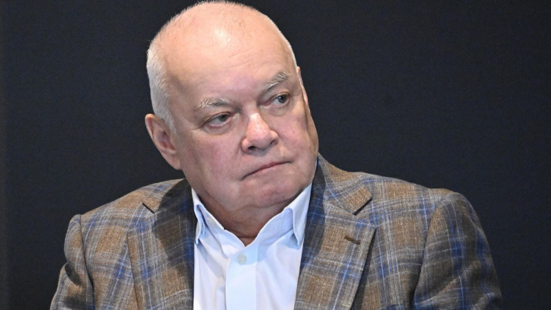 Концентрат правды: глава МИА "Россия сегодня" Дмитрий Киселев о георгиевской ленте