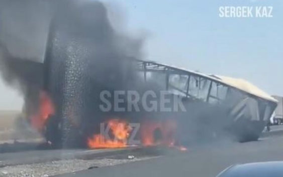 Пять человек погибли в ДТП на трассе Алматы-Бишкек