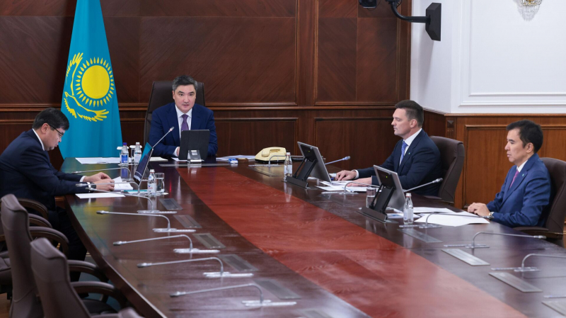 Премьер Казахстана Бектенов возглавил Совет Евразийского банка развития 