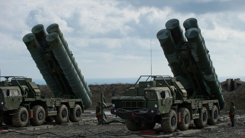 Российская ПВО ночью сбила 93 украинских беспилотника